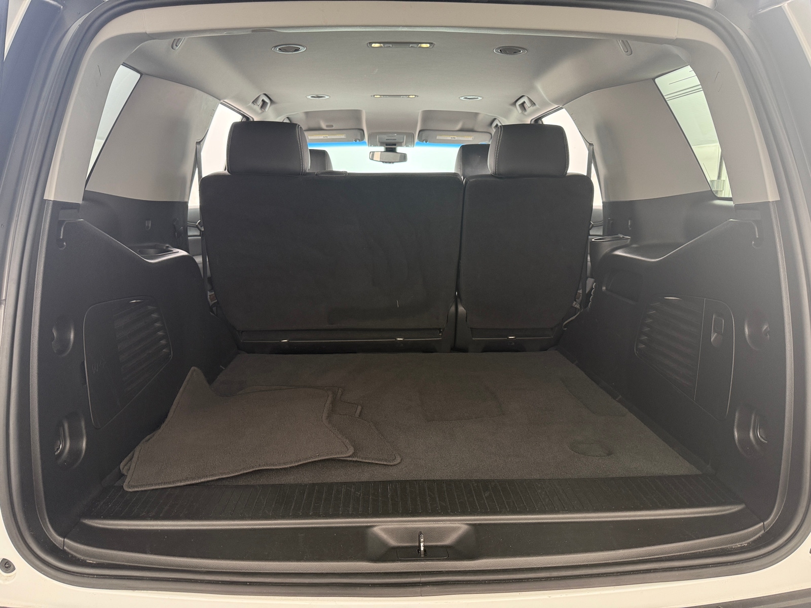 Thumbnail: 2019 Chevrolet Tahoe - 6