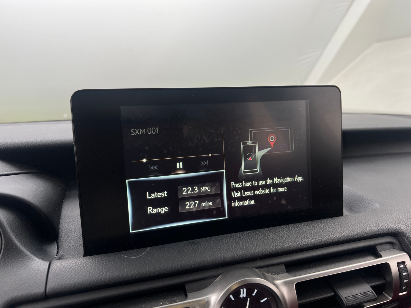 Thumbnail: 2021 Lexus IS - 3