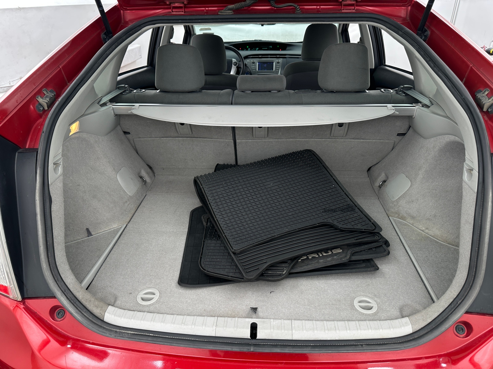 Thumbnail: 2012 Toyota Prius - 7