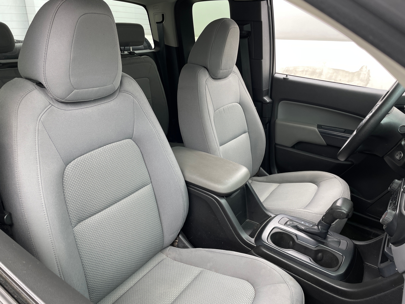 Thumbnail: 2015 GMC Canyon - 2