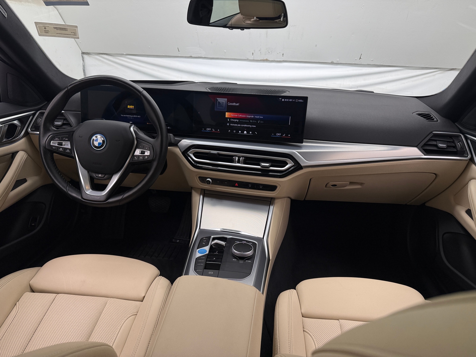 Thumbnail: 2024 BMW i4 - 2