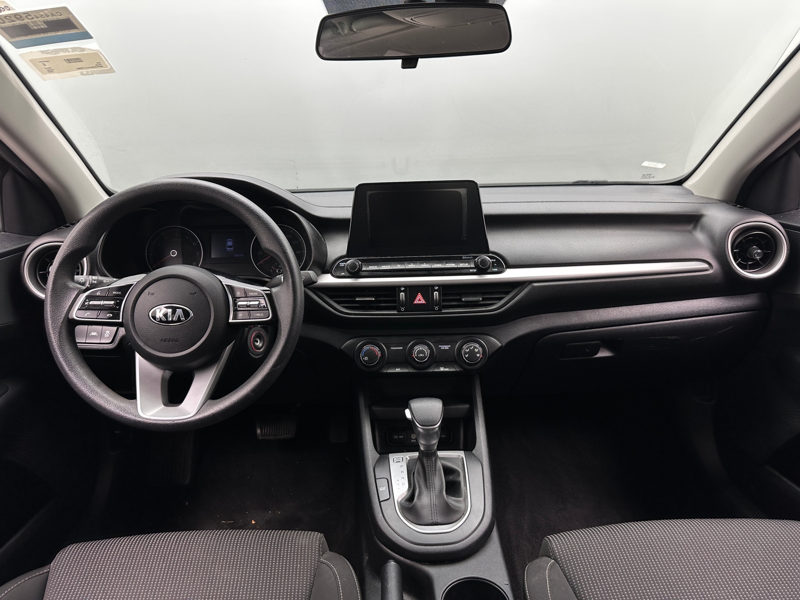 Thumbnail: 2020 Kia Forte - 3