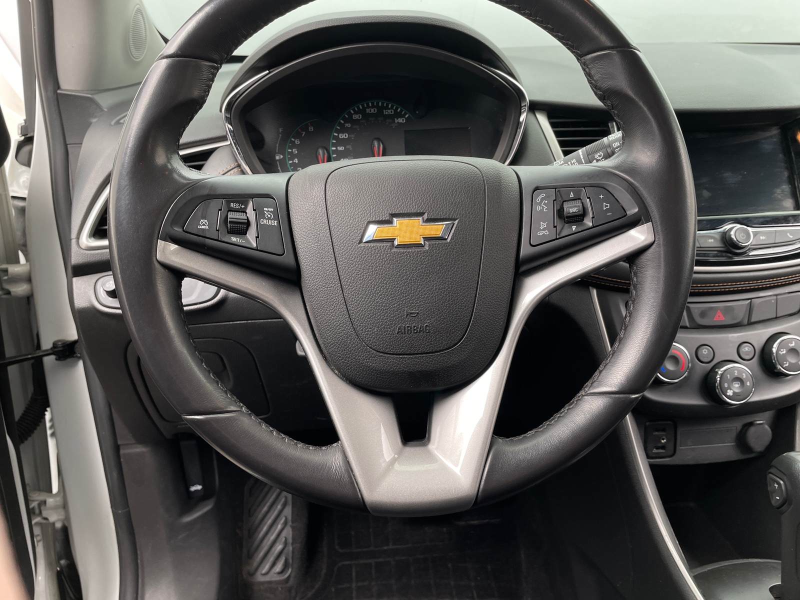 Thumbnail: 2018 Chevrolet Trax - 5