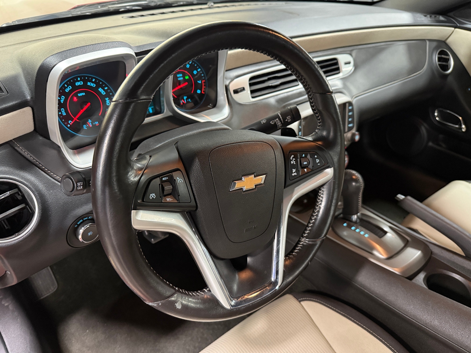 Thumbnail: 2015 Chevrolet Camaro - 4