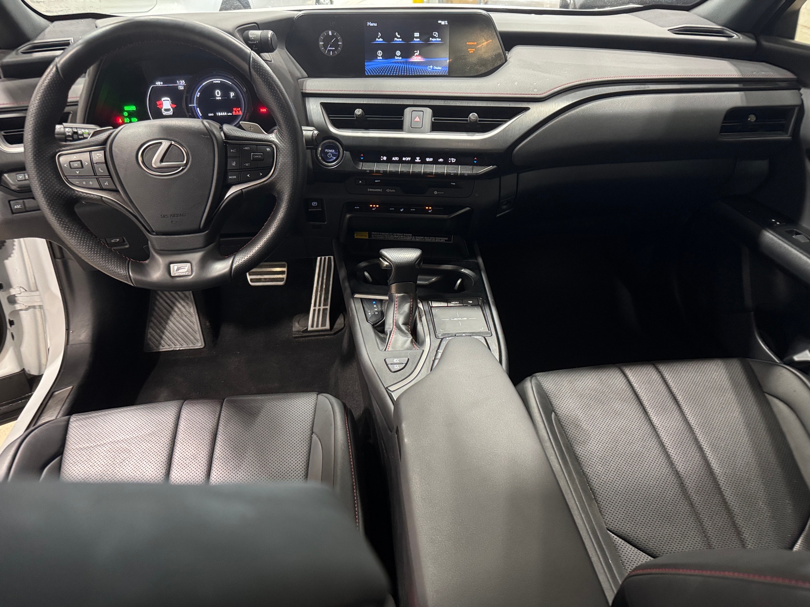 Thumbnail: 2021 Lexus UX - 2