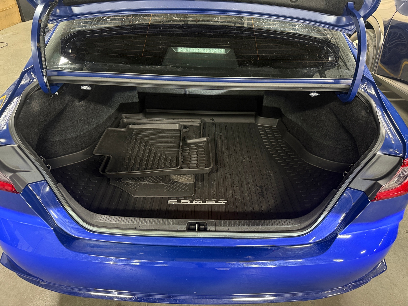 Thumbnail: 2025 Toyota Camry - 6