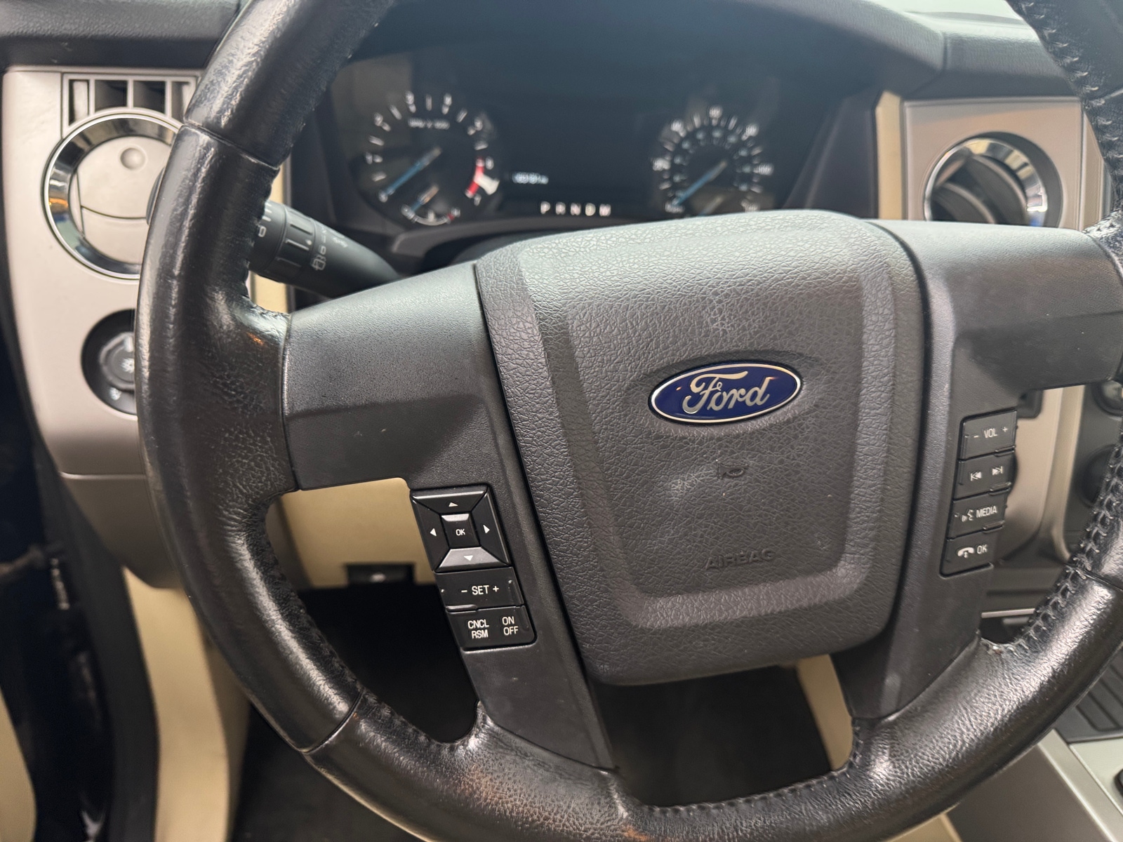 Thumbnail: 2017 Ford Expedition - 4