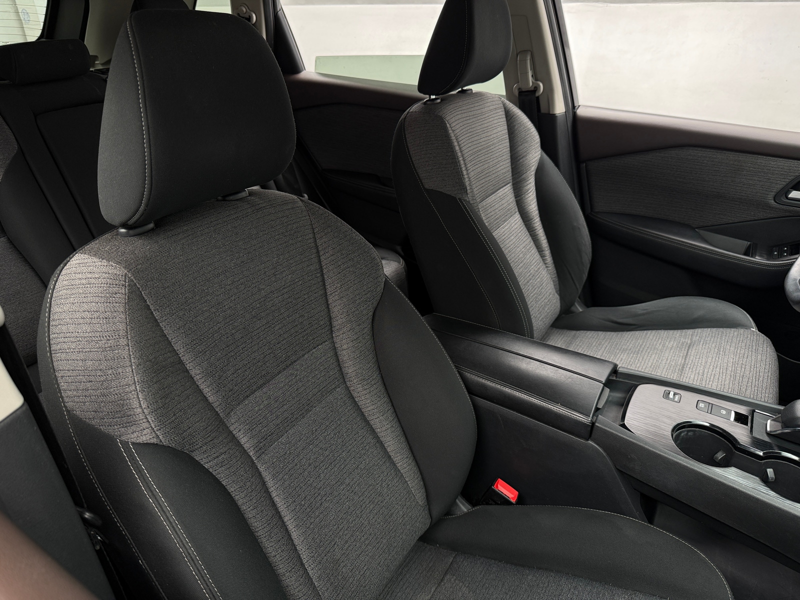 Thumbnail: 2021 Nissan Rogue - 2