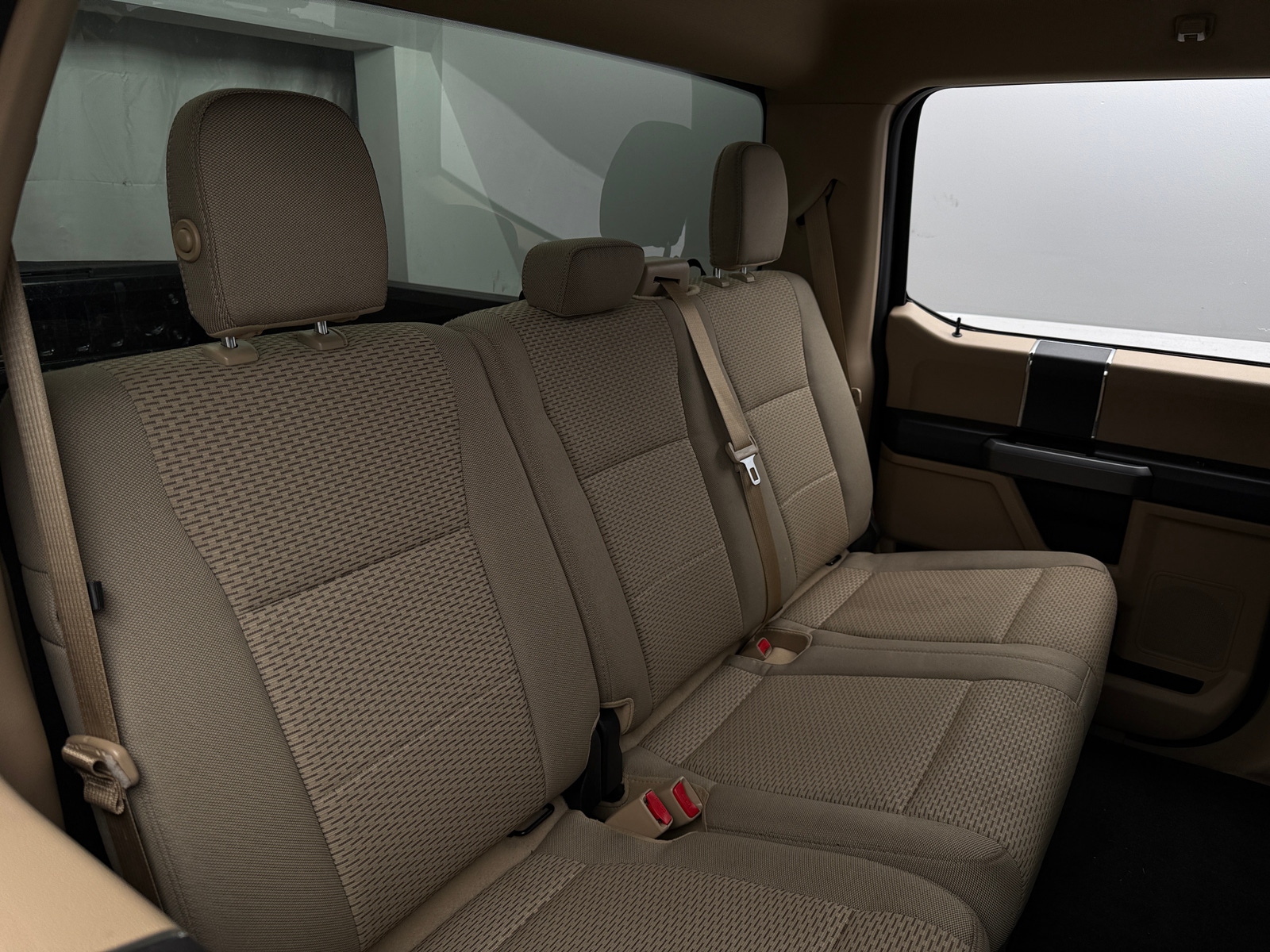 Thumbnail: 2017 Ford Econoline - 6