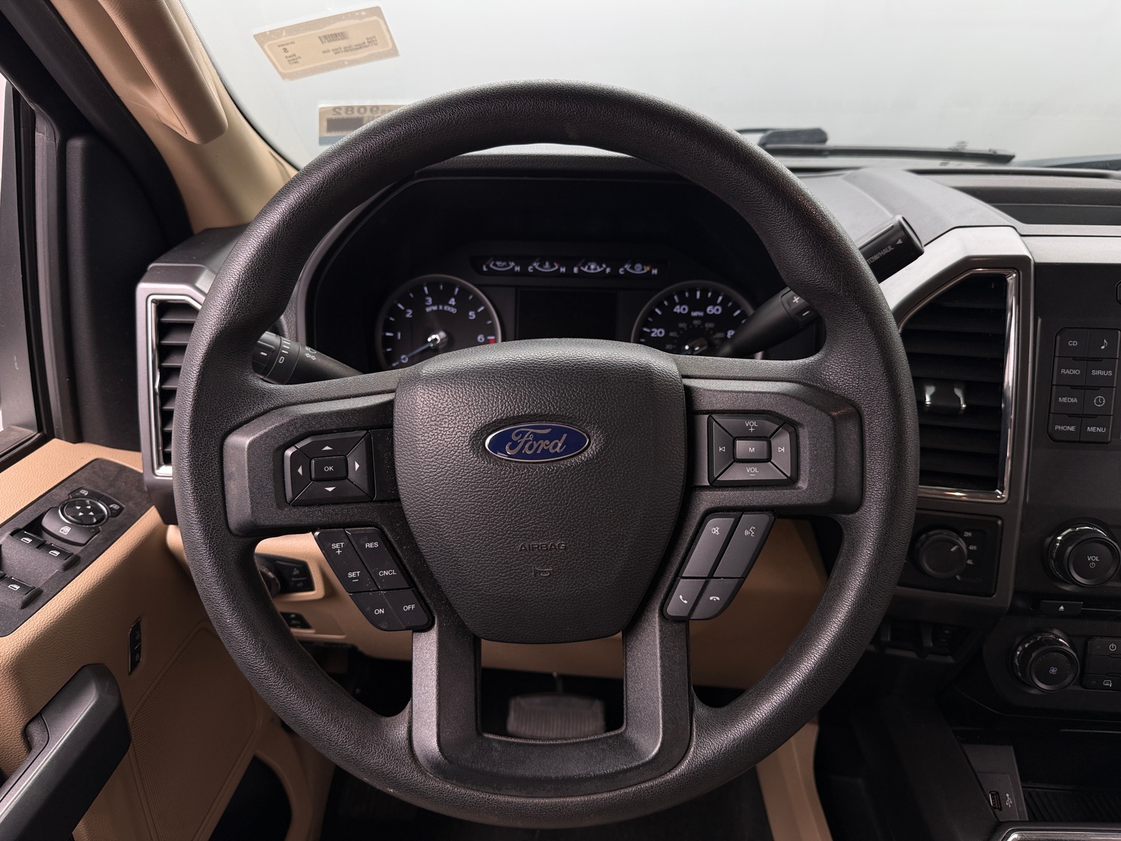 Thumbnail: 2017 Ford Econoline - 5