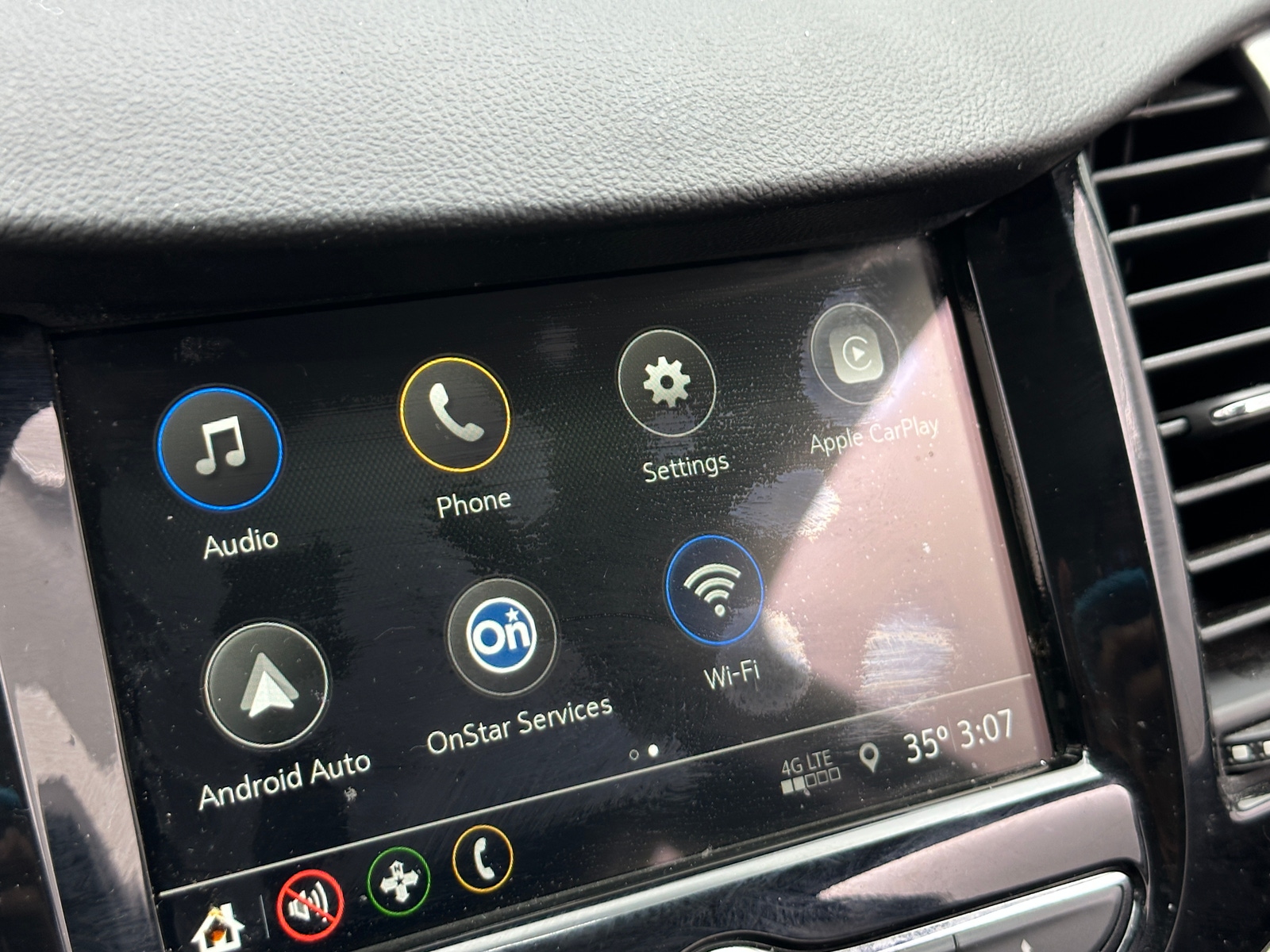 Thumbnail: 2019 Chevrolet Trax - 4