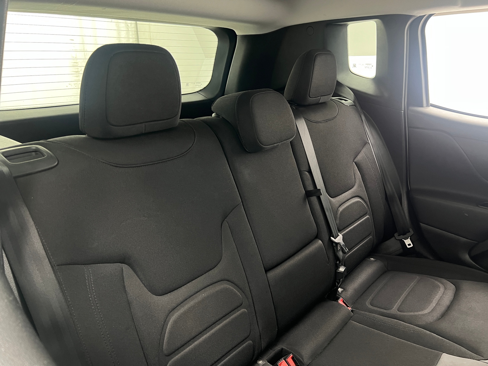 Thumbnail: 2017 Jeep Renegade - 6