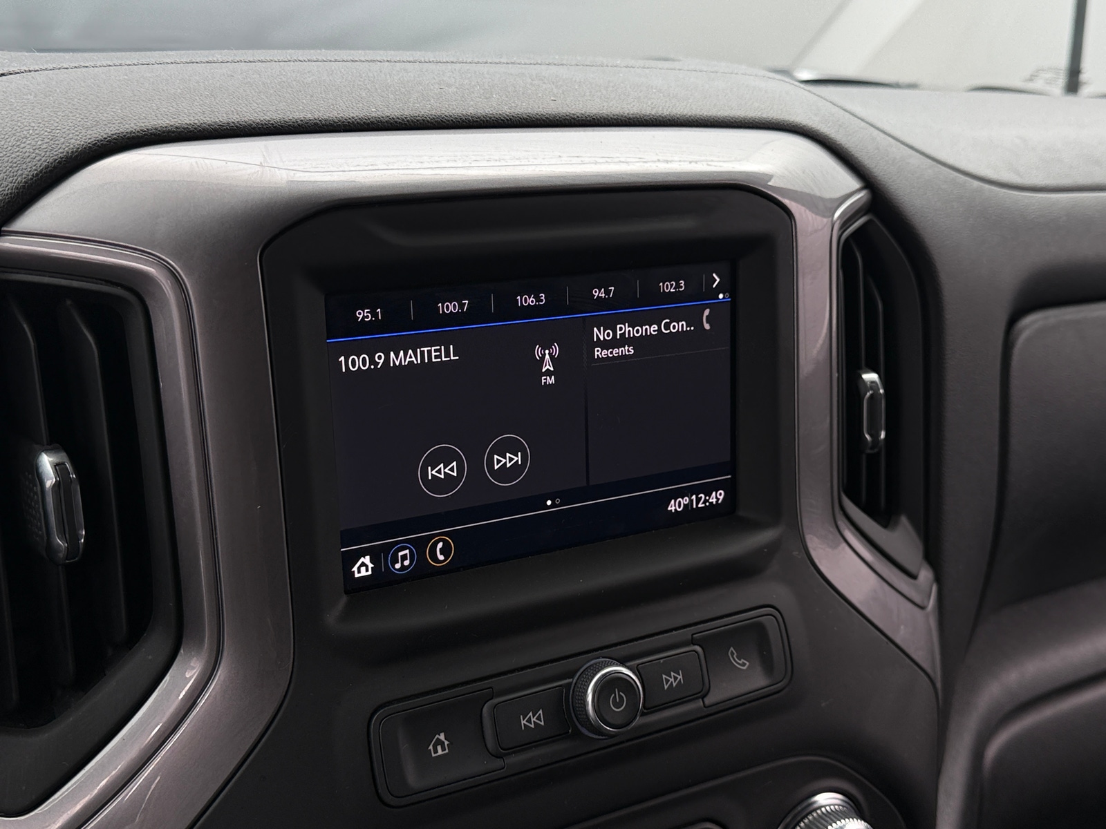 Thumbnail: 2022 GMC Sierra 2500 - 4