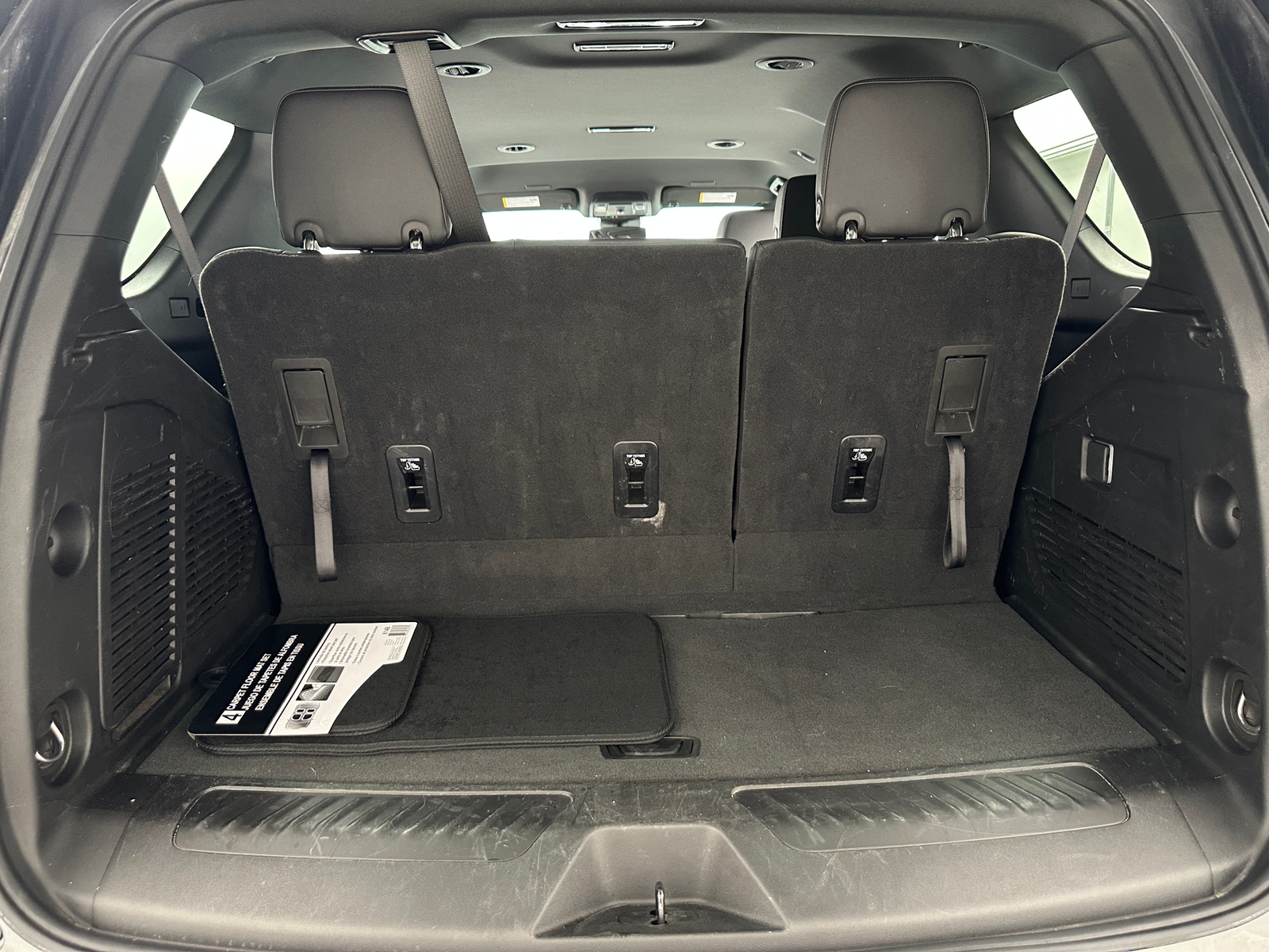 Thumbnail: 2025 Chevrolet Tahoe - 6