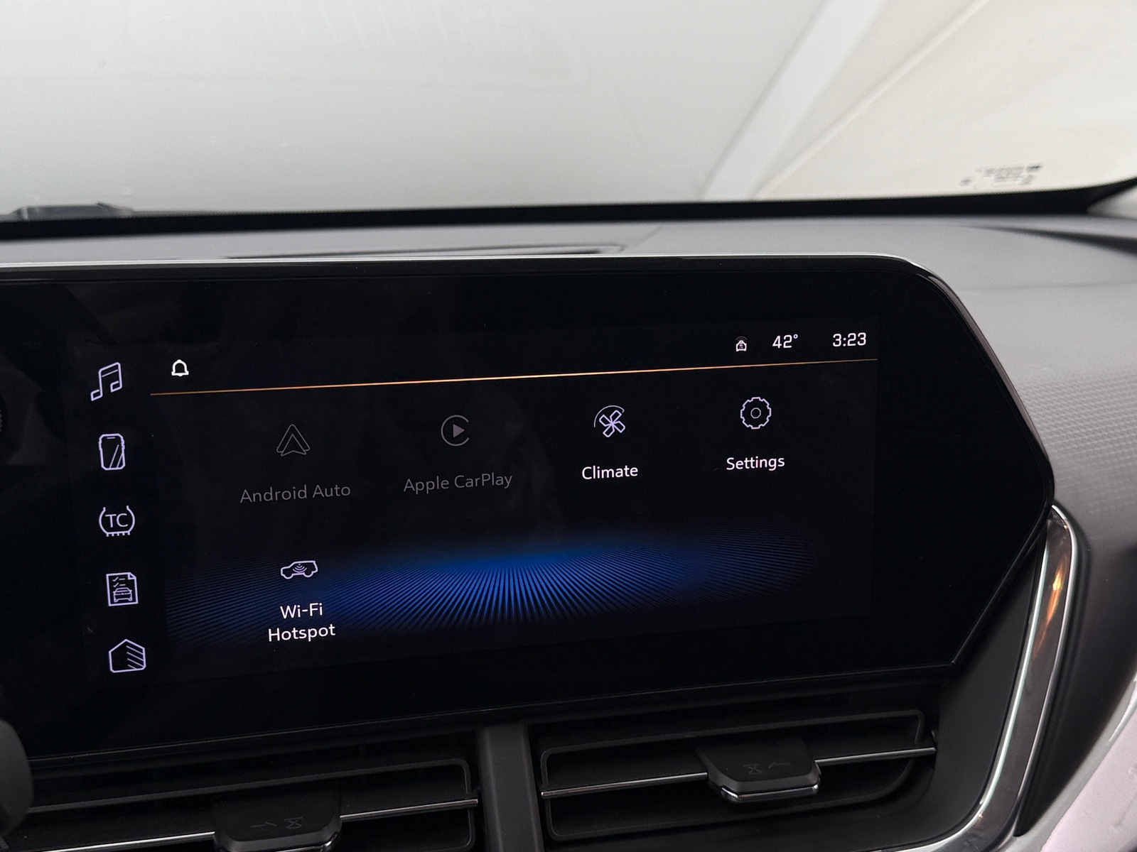 Thumbnail: 2025 Chevrolet Trax - 4