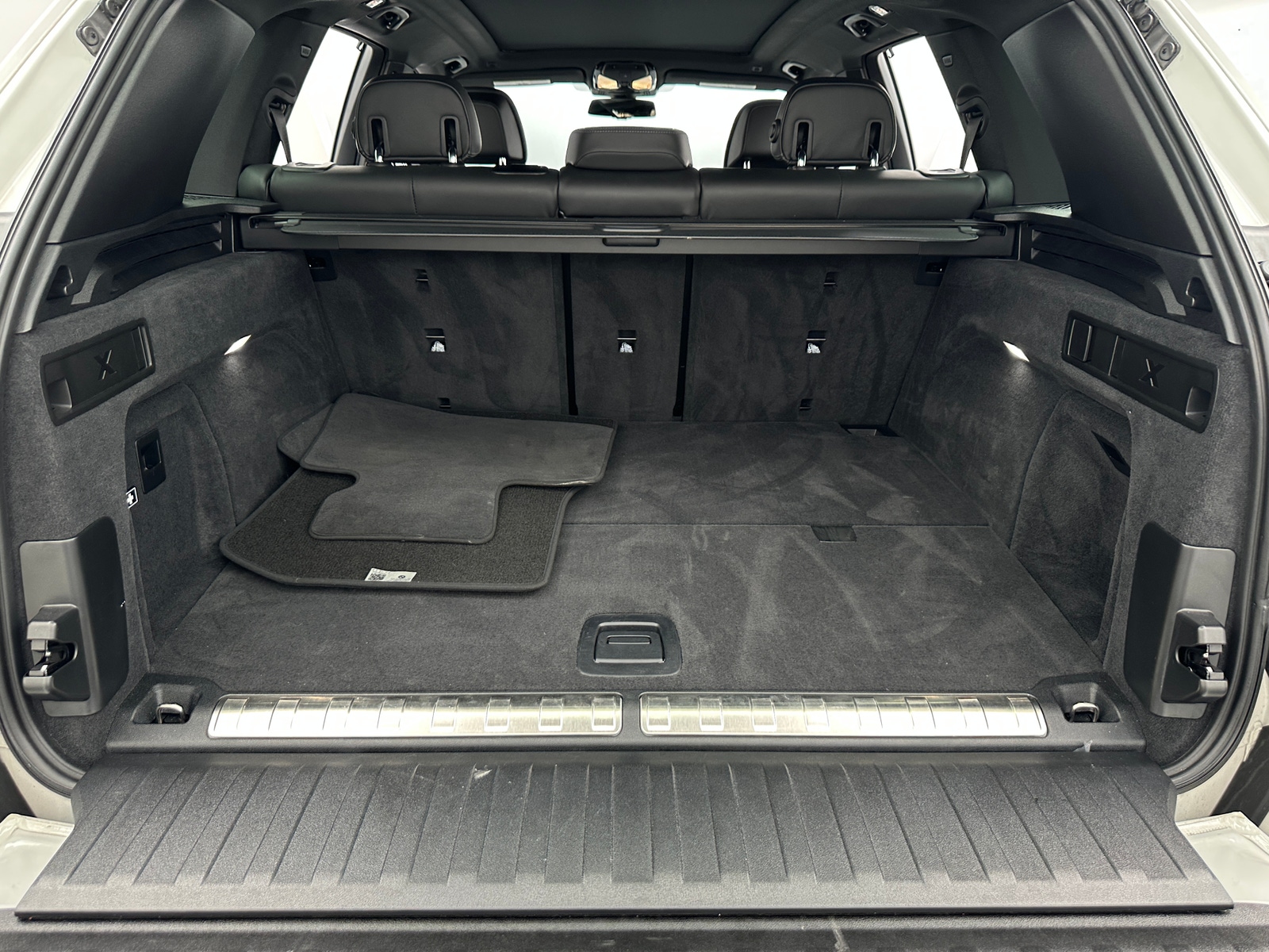 Thumbnail: 2023 BMW X5 - 6