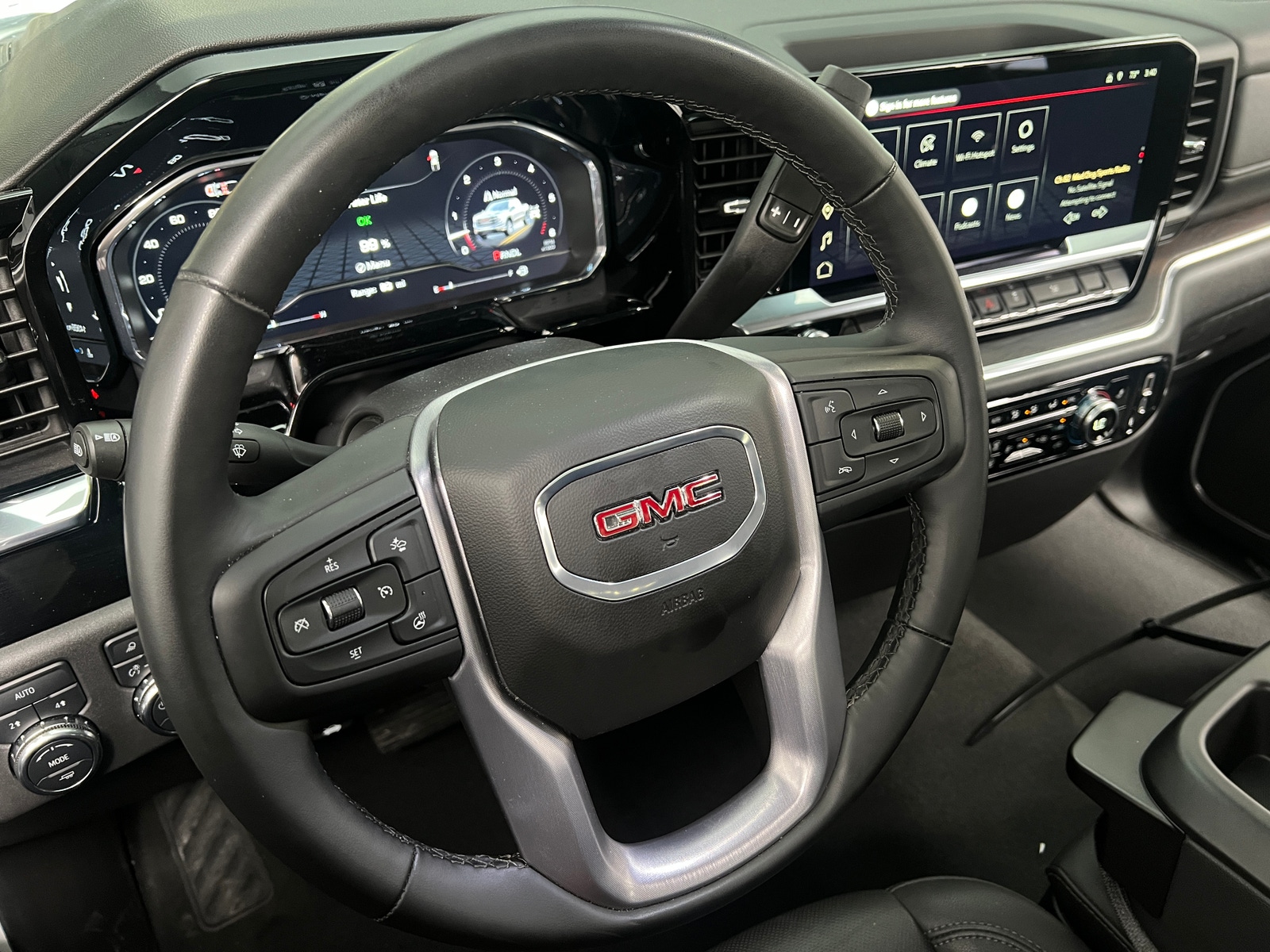 Thumbnail: 2025 GMC Sierra 1500 - 4