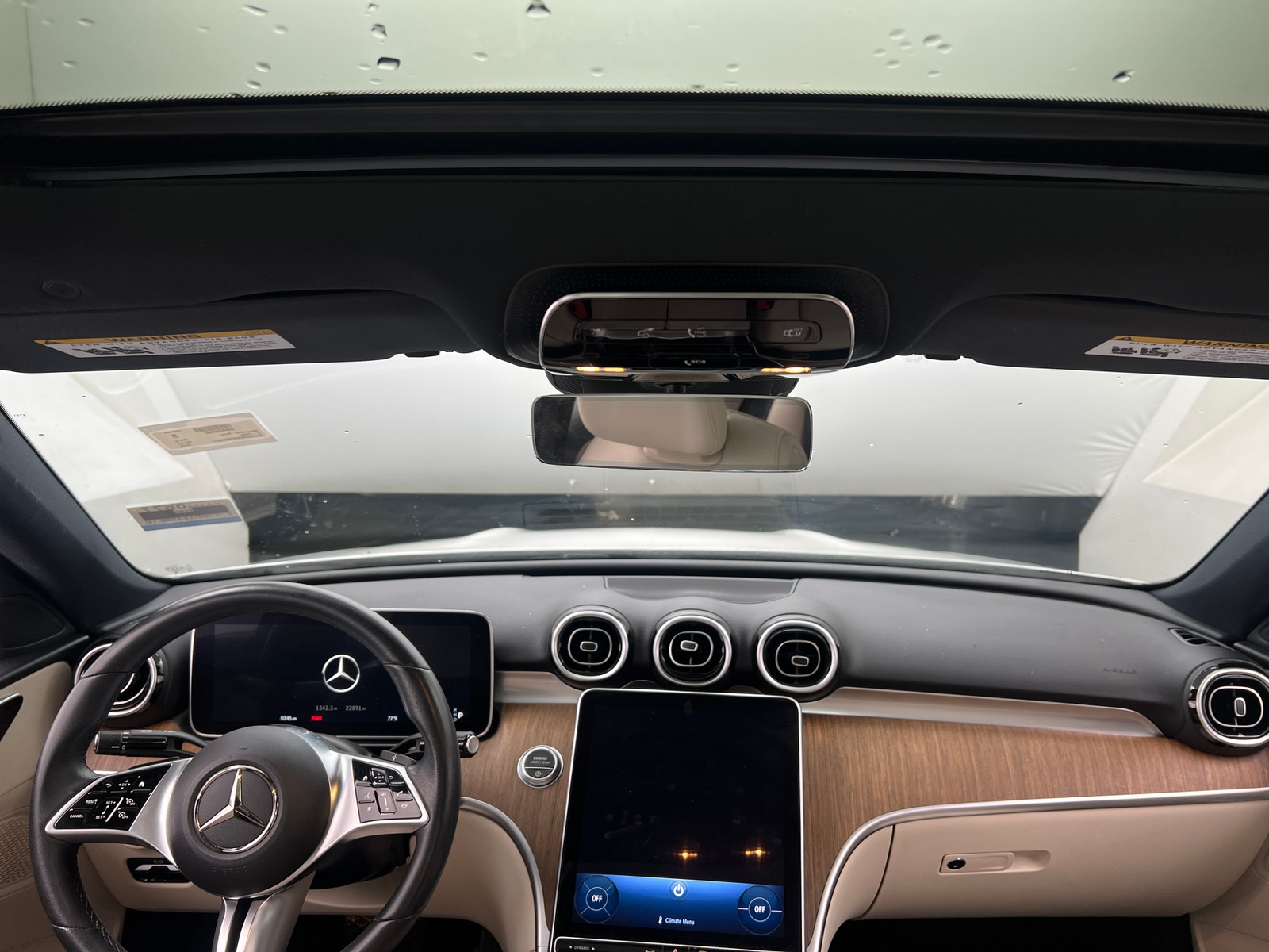 Thumbnail: 2023 Mercedes-Benz C-Class - 2