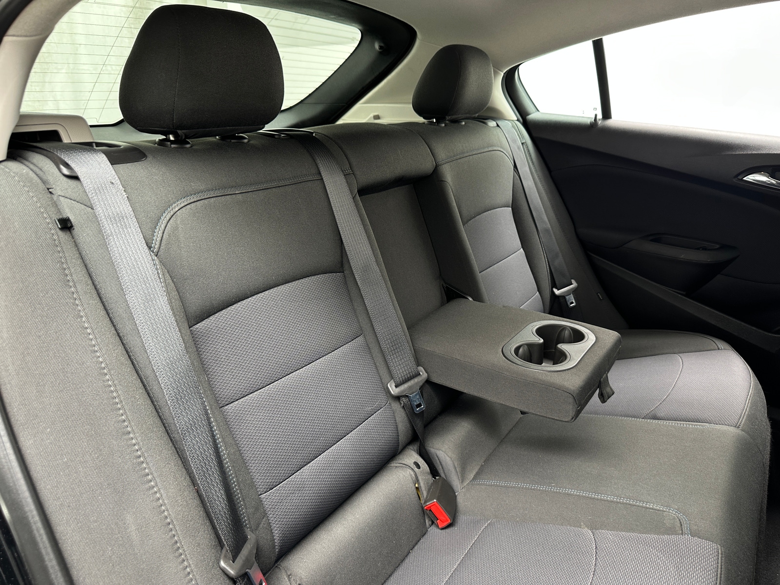 Thumbnail: 2018 Chevrolet Cruze - 6