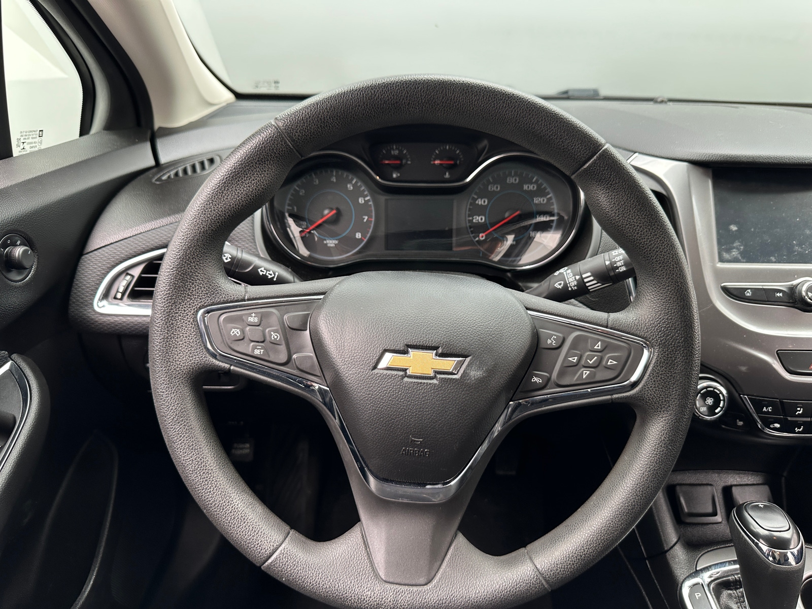 Thumbnail: 2018 Chevrolet Cruze - 5