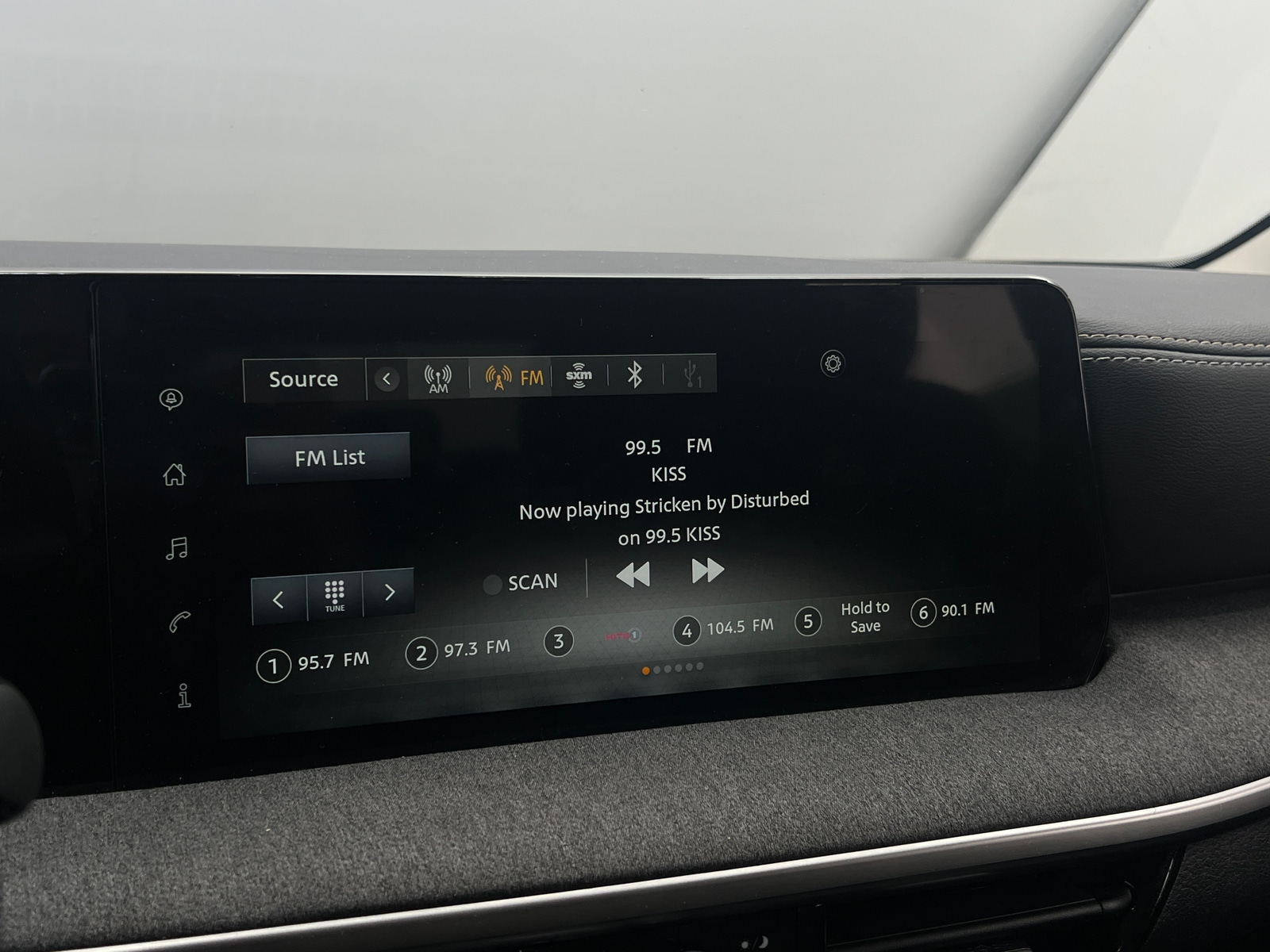 Thumbnail: 2025 Nissan Kicks - 4