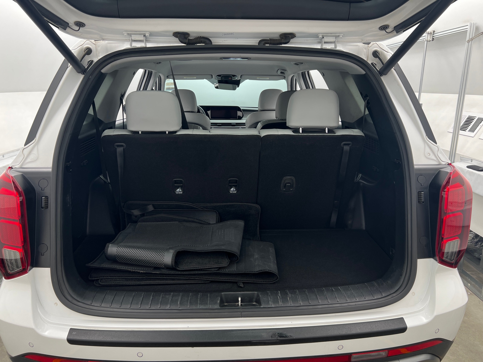 Thumbnail: 2023 Hyundai Palisade - 7