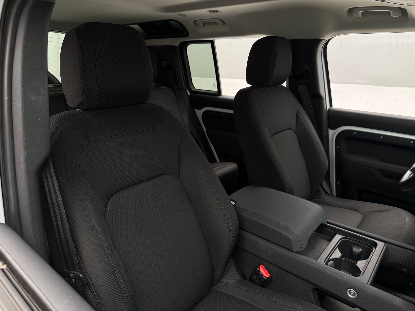 Thumbnail: 2023 Land Rover Defender - 2