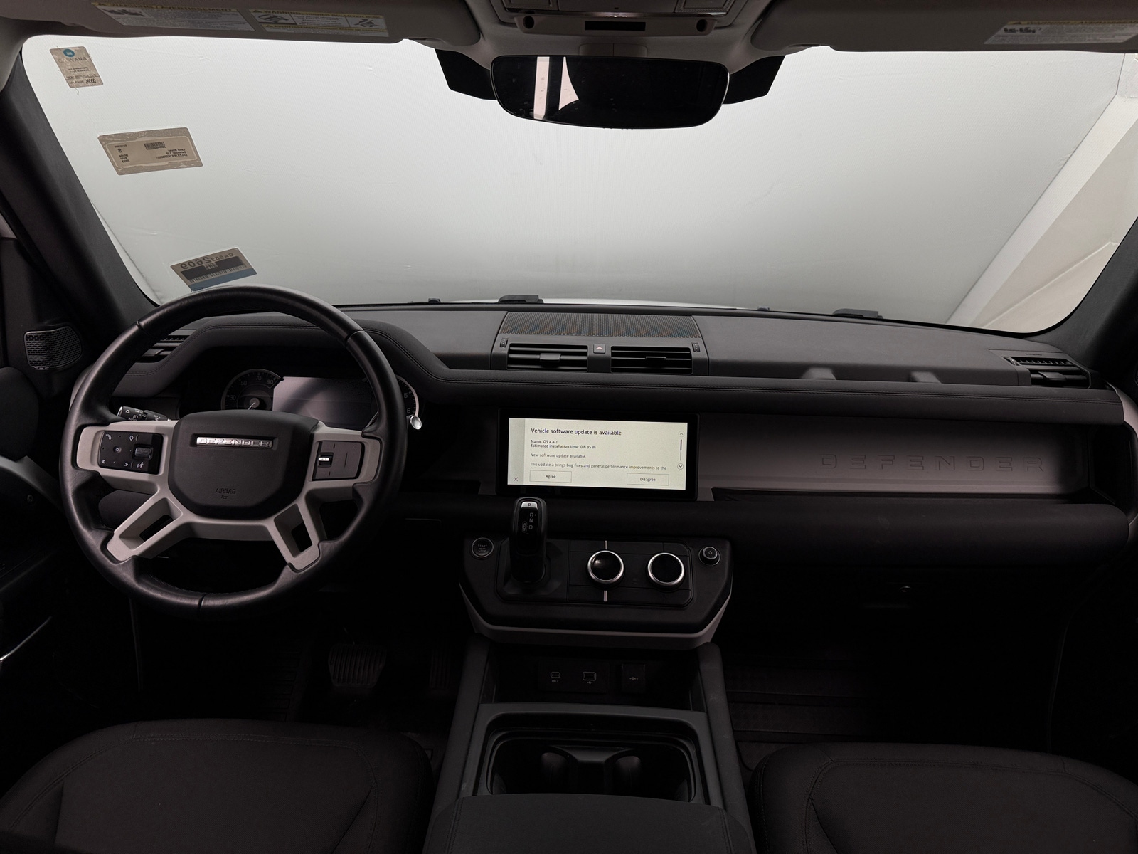 Thumbnail: 2023 Land Rover Defender - 3