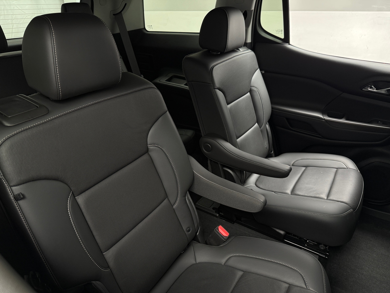 Thumbnail: 2022 GMC Acadia - 5