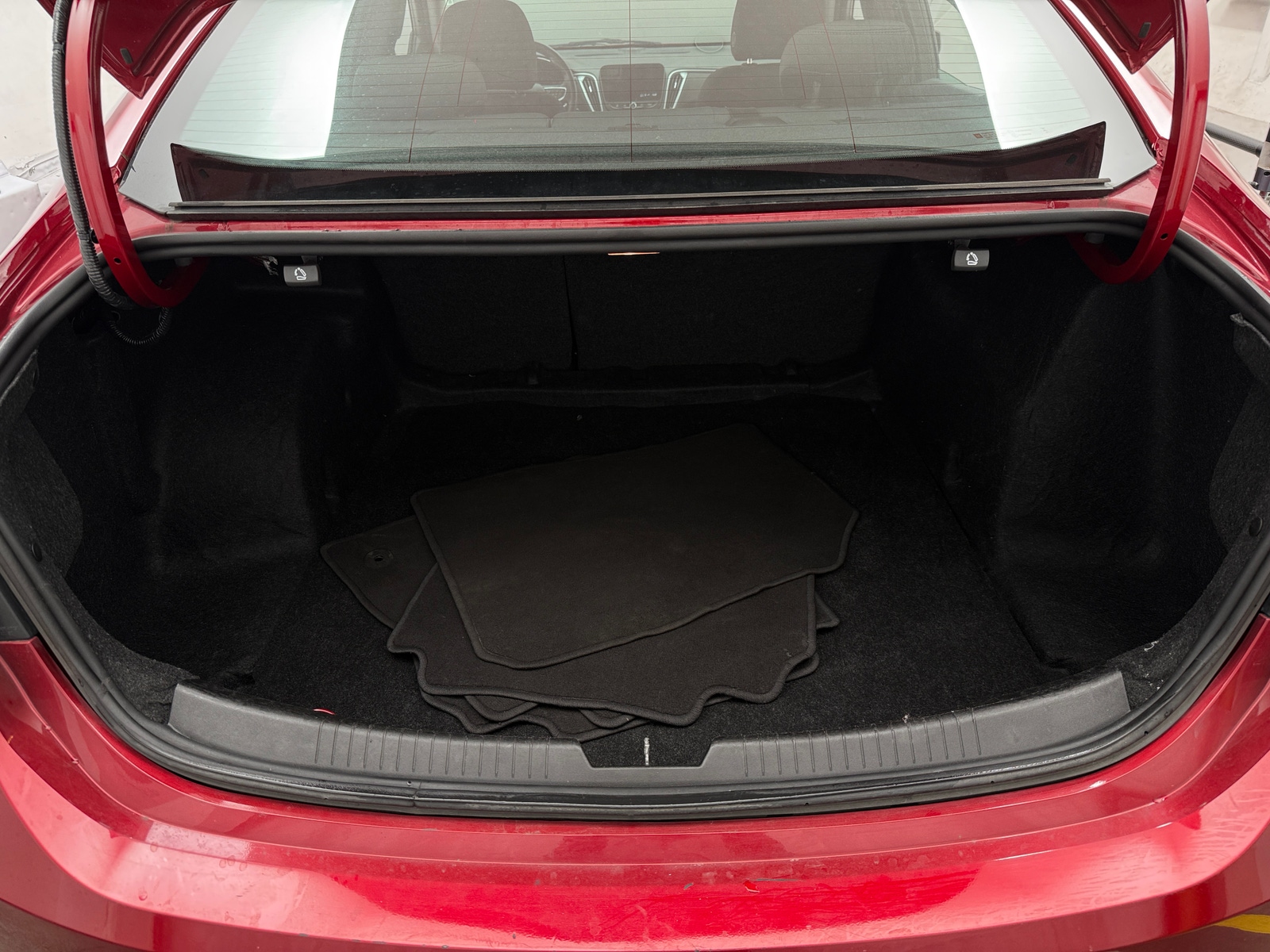 Thumbnail: 2024 Chevrolet Malibu - 7