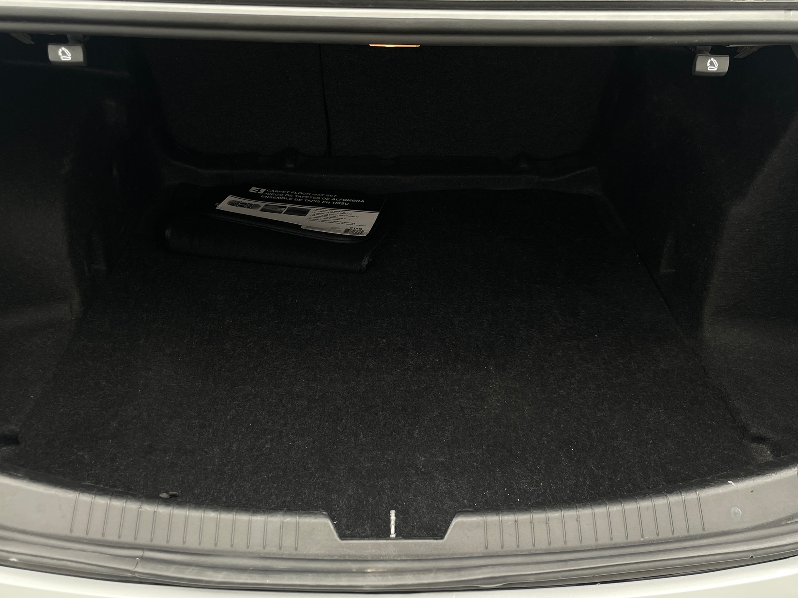 Thumbnail: 2021 Chevrolet Malibu - 7