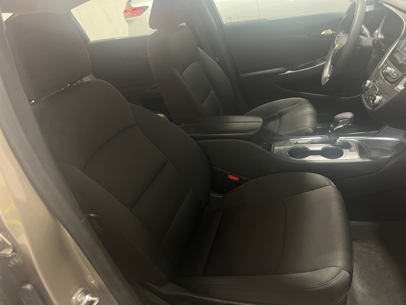 Thumbnail: 2024 Chevrolet Malibu - 2