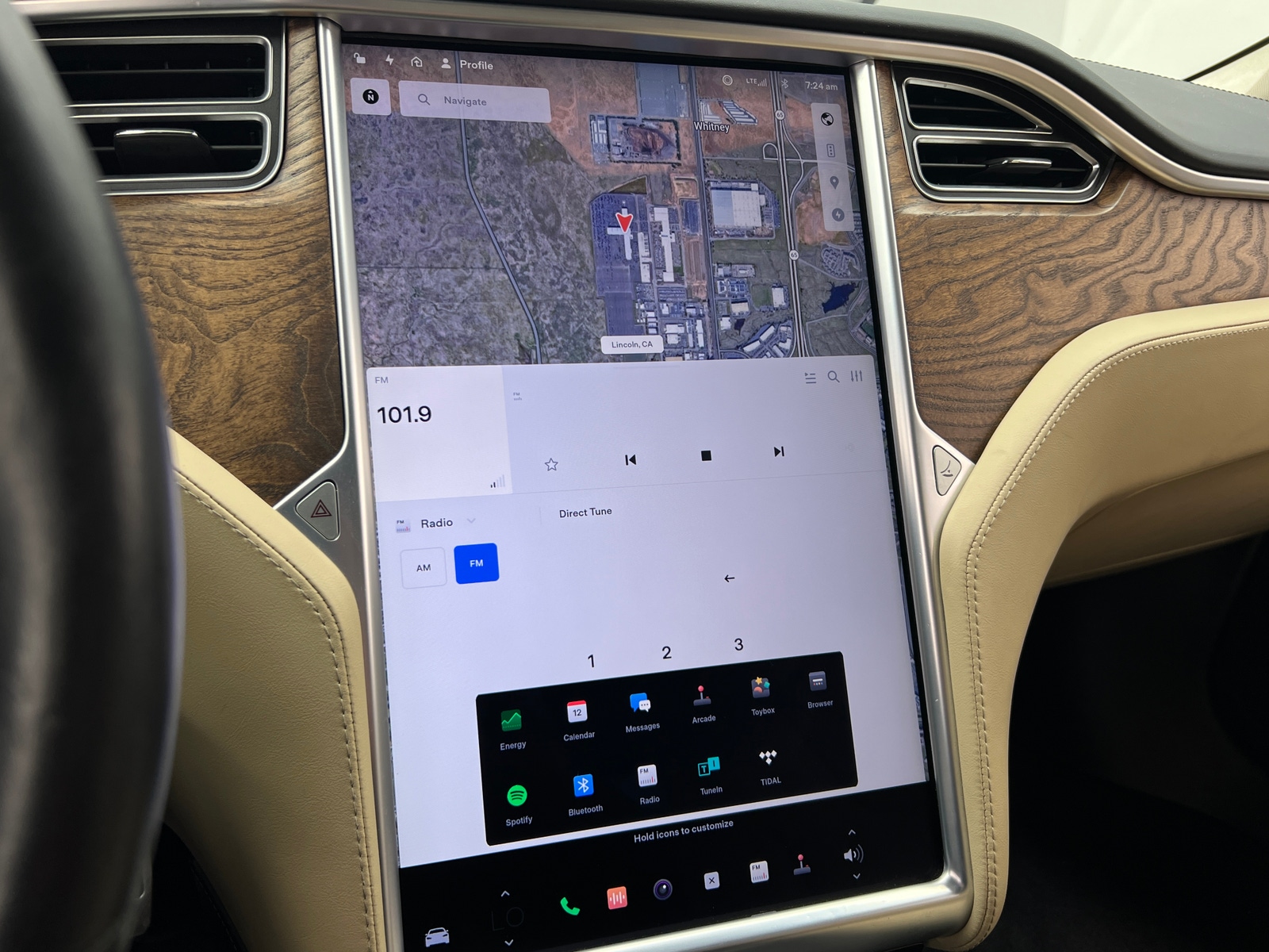 Thumbnail: 2017 Tesla Model S - 3