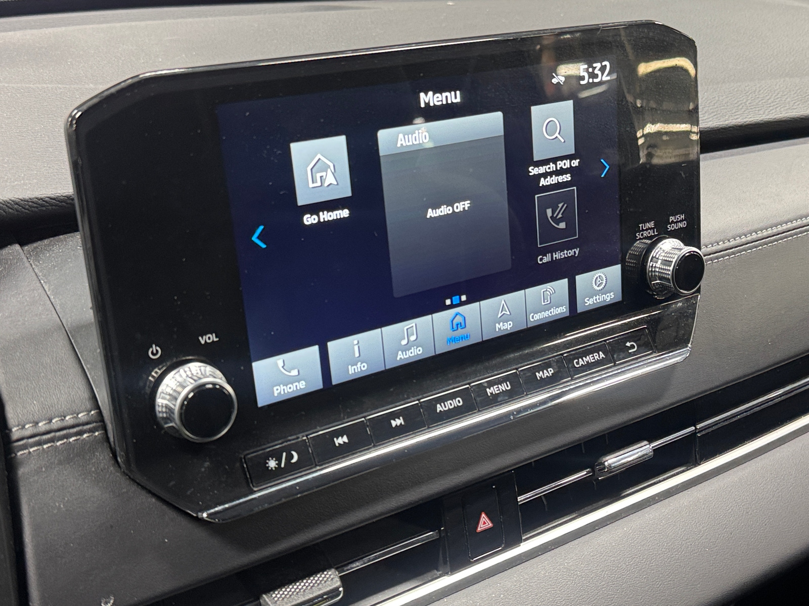 Thumbnail: 2023 Mitsubishi Outlander - 3