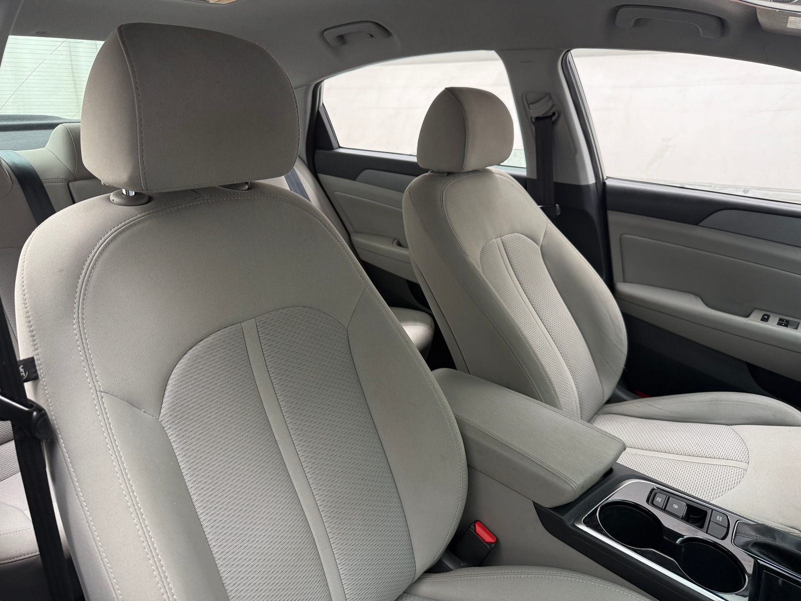 Thumbnail: 2019 Hyundai Sonata - 2