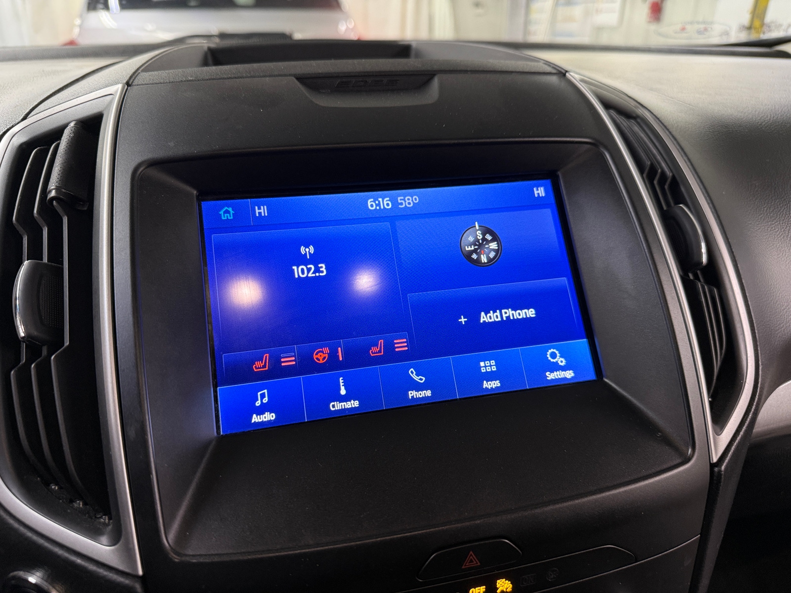 Thumbnail: 2020 Ford Edge - 3