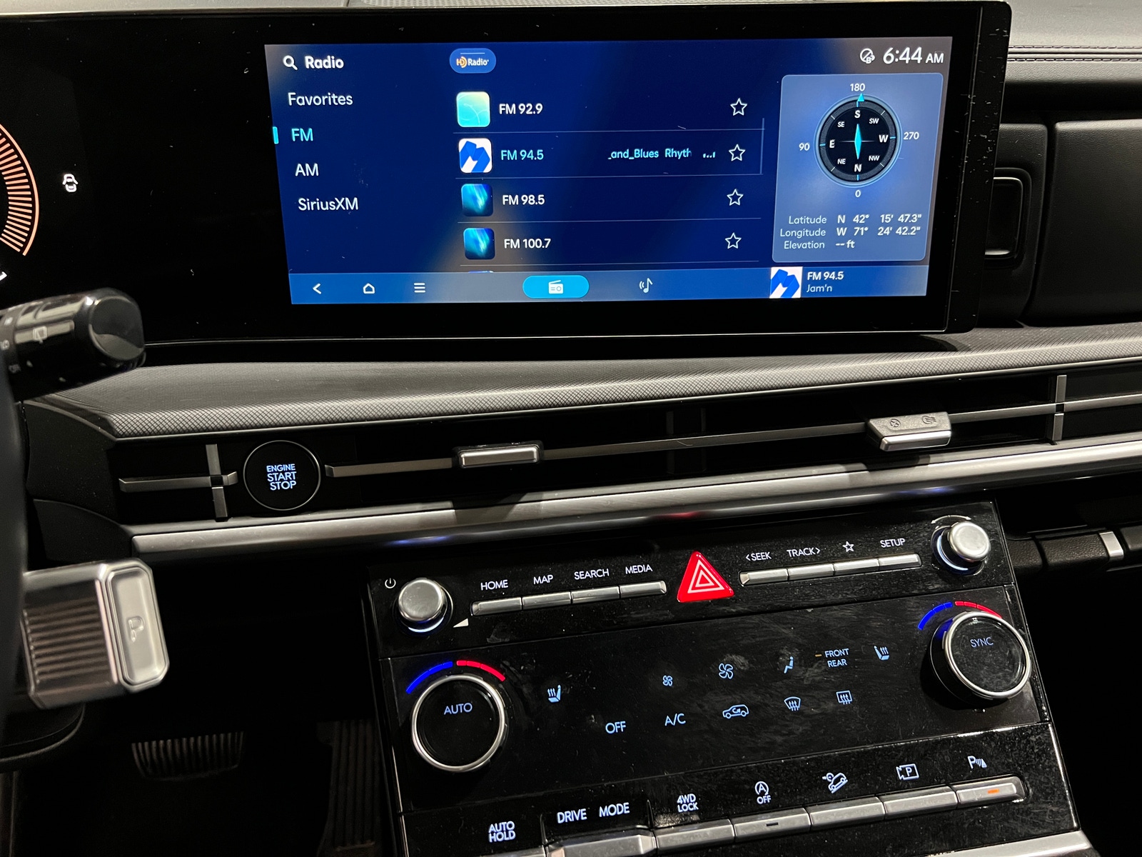 Thumbnail: 2025 Hyundai Santa Fe - 3