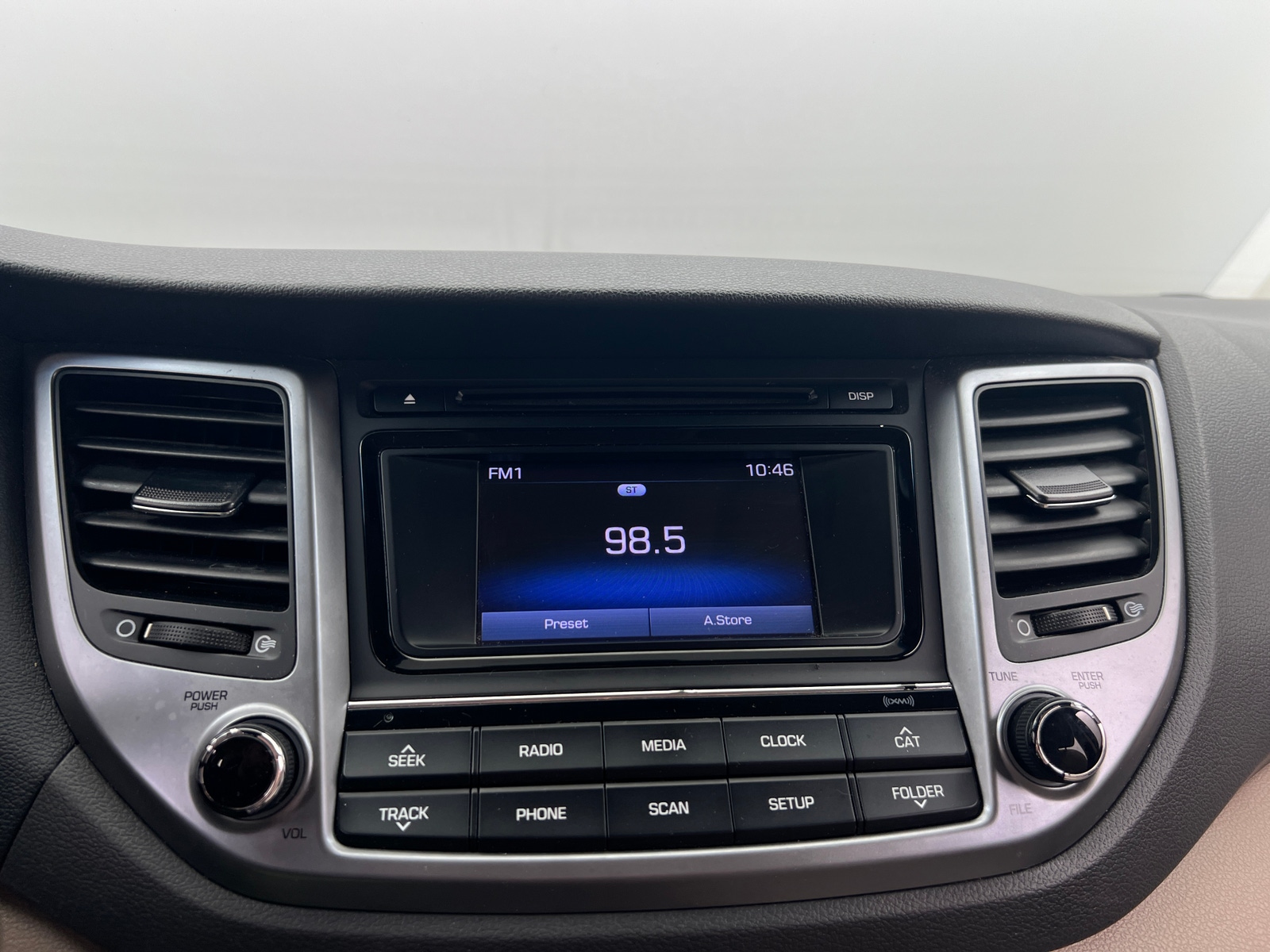 Thumbnail: 2017 Hyundai Tucson - 4