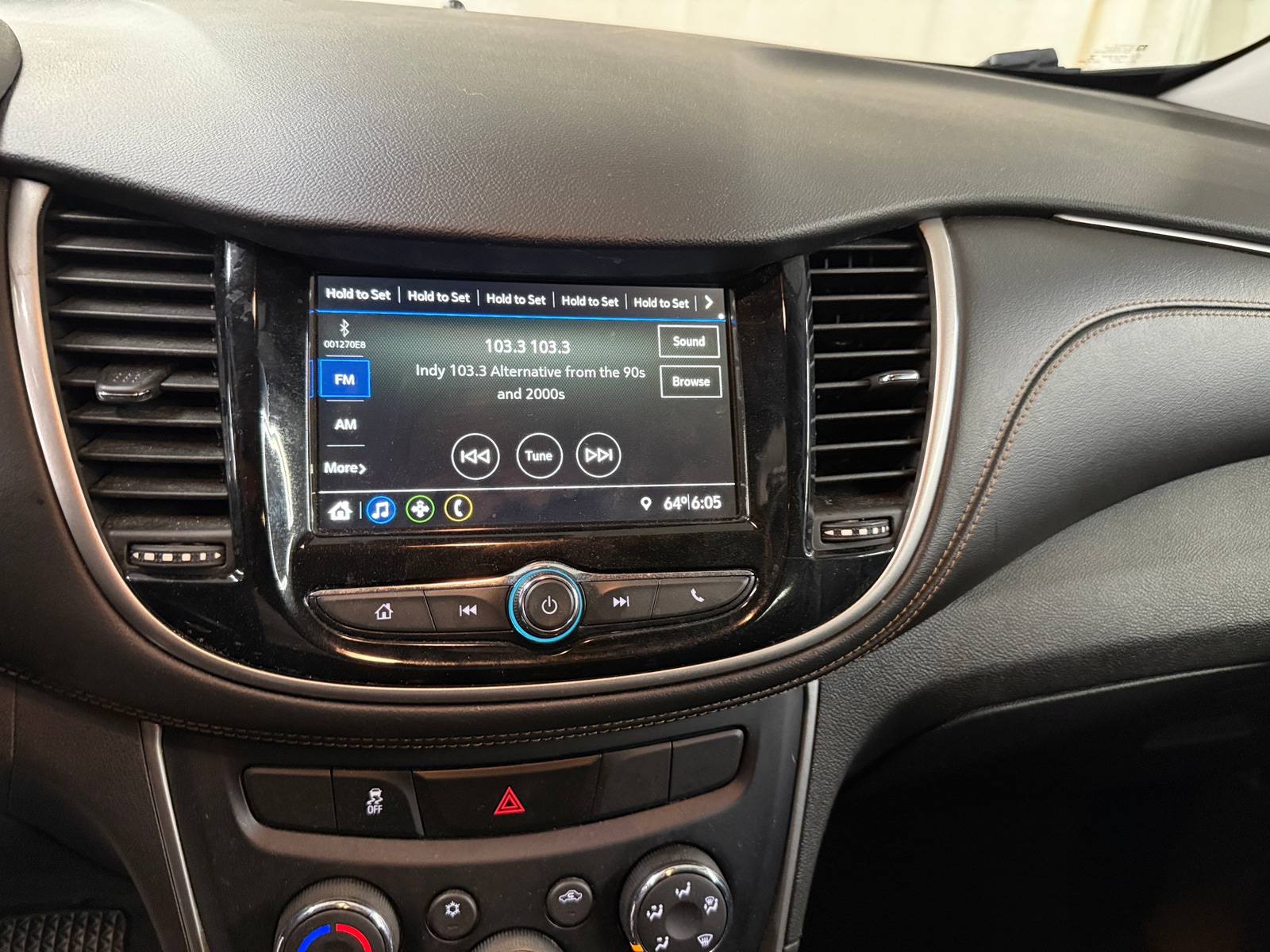 Thumbnail: 2019 Chevrolet Trax - 4