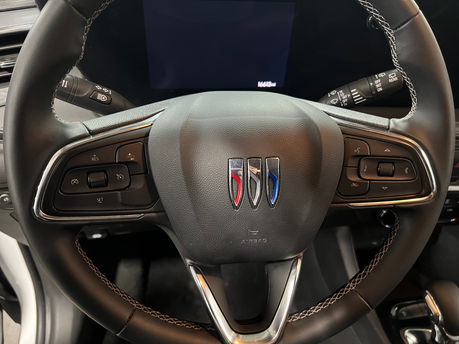 Thumbnail: 2025 Buick Encore GX - 4