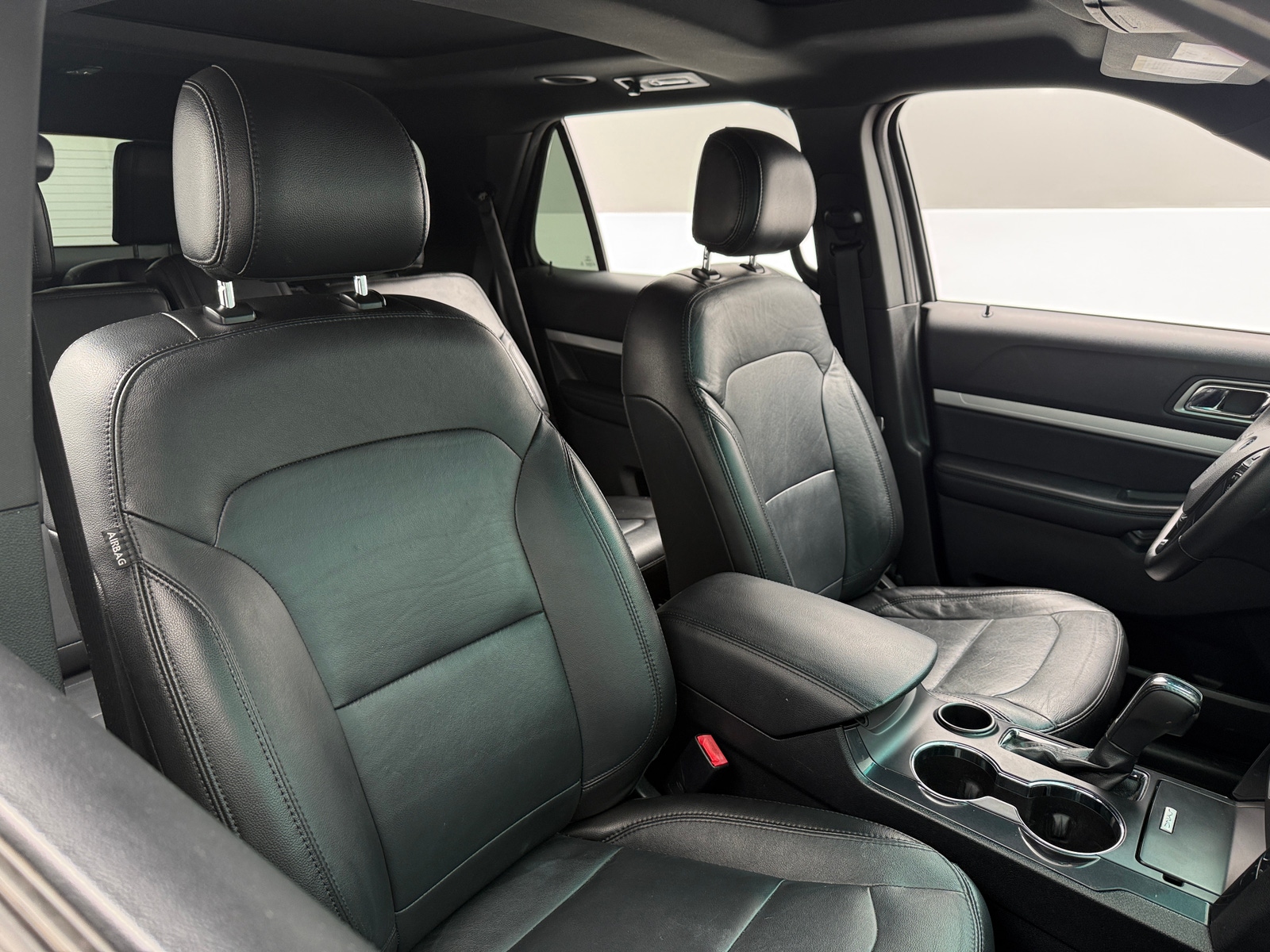 Thumbnail: 2016 Ford Explorer - 2