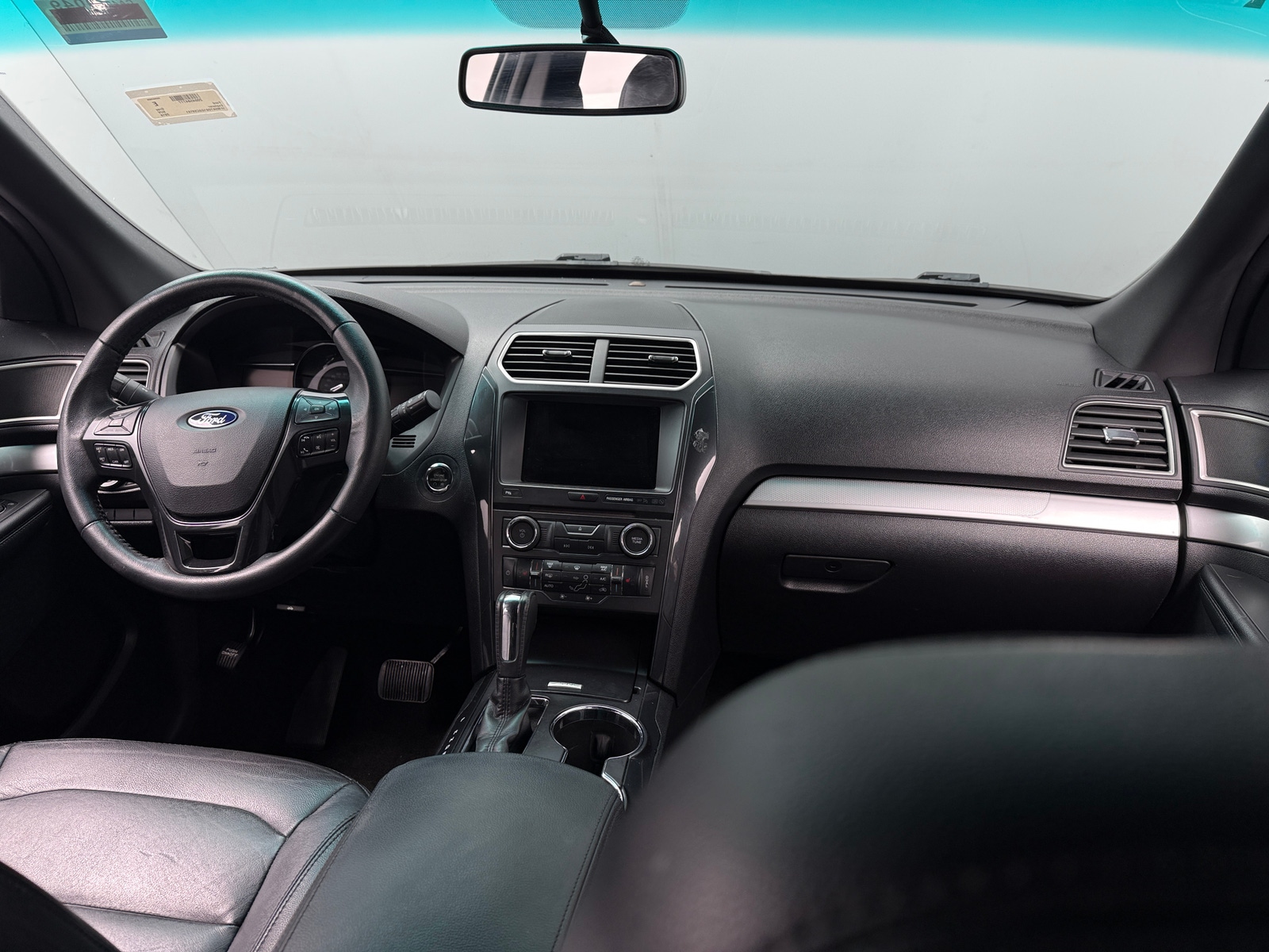 Thumbnail: 2016 Ford Explorer - 3