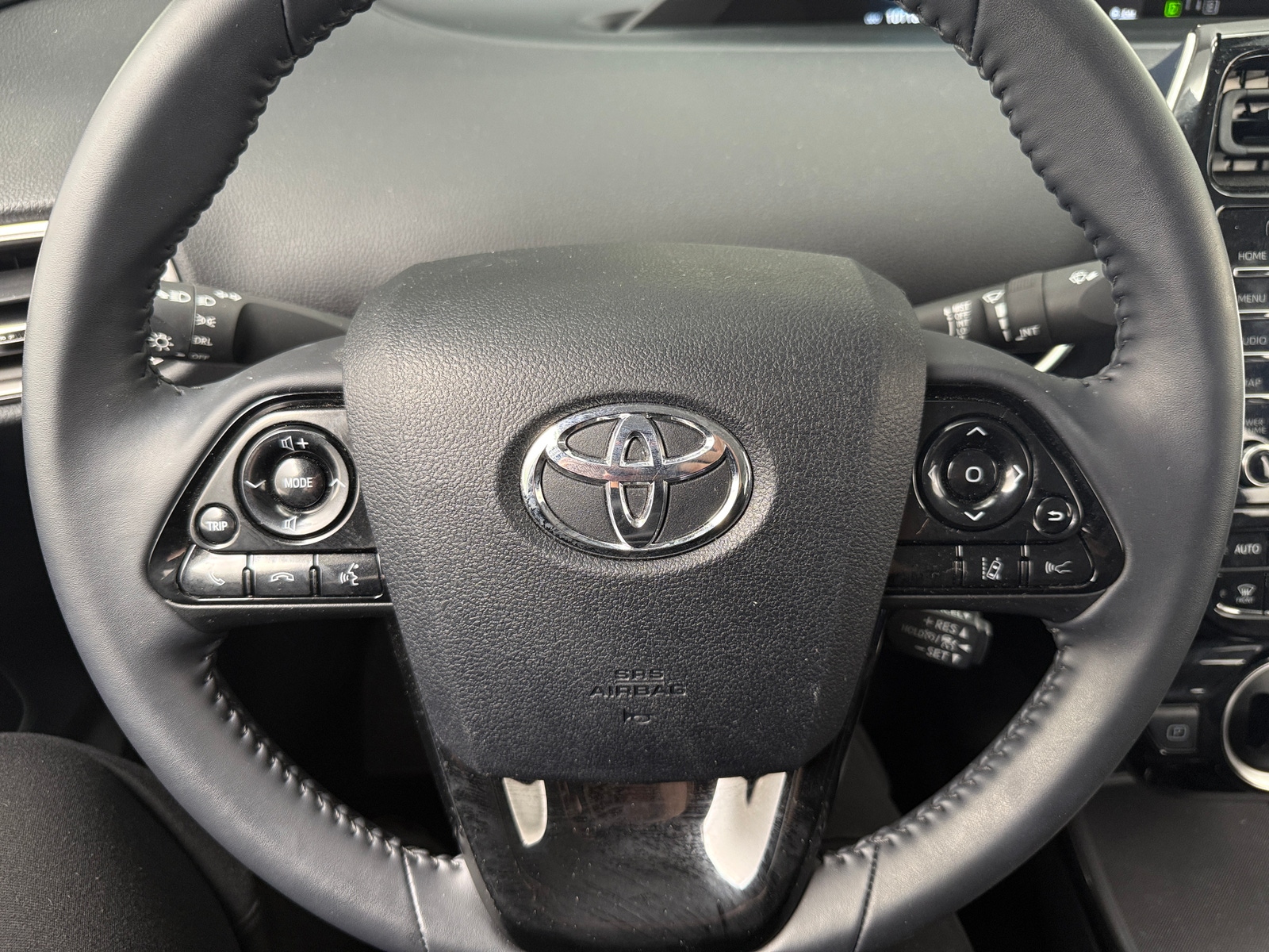 Thumbnail: 2022 Toyota Prius Prime - 5