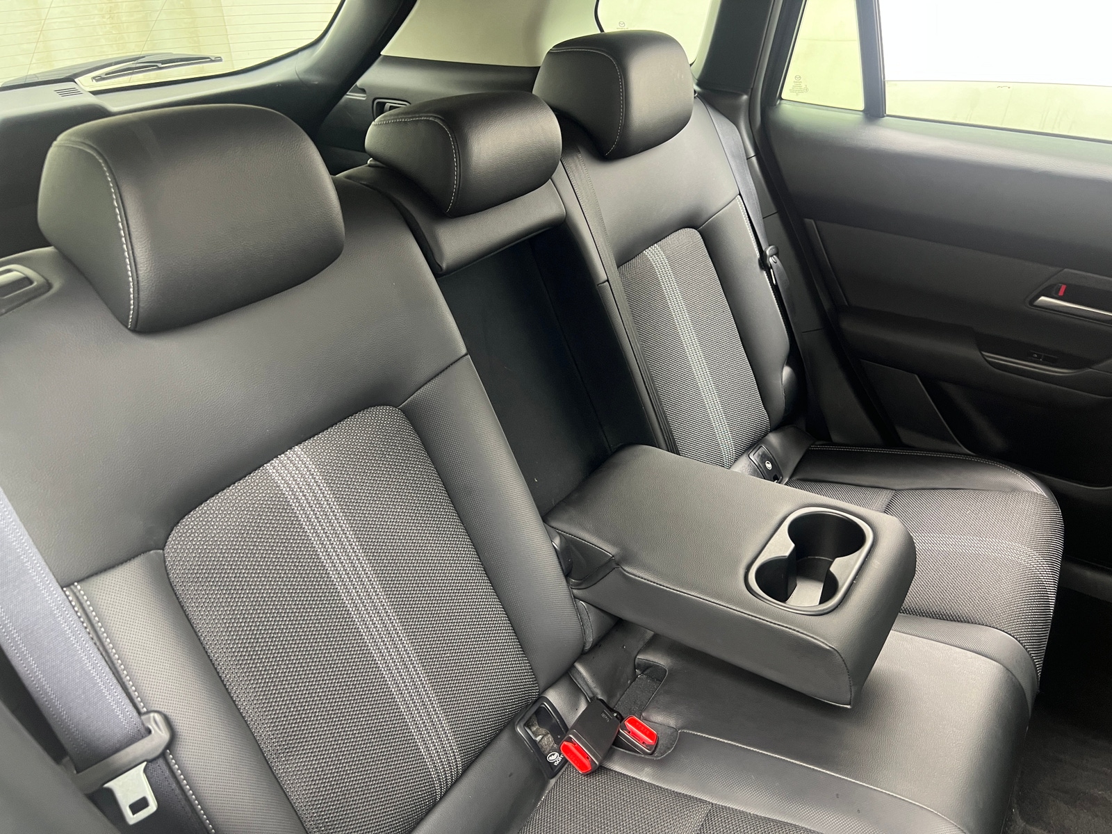 Thumbnail: 2025 Mazda CX-50 - 5