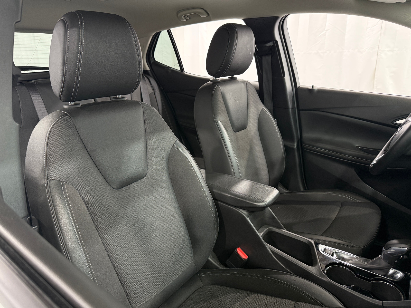 Thumbnail: 2025 Buick Encore GX - 2