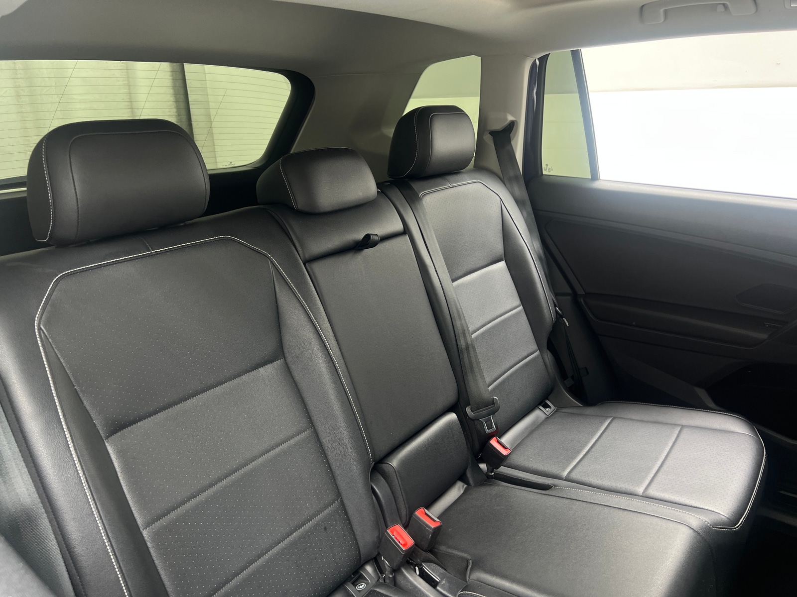 Thumbnail: 2021 Volkswagen Tiguan - 5