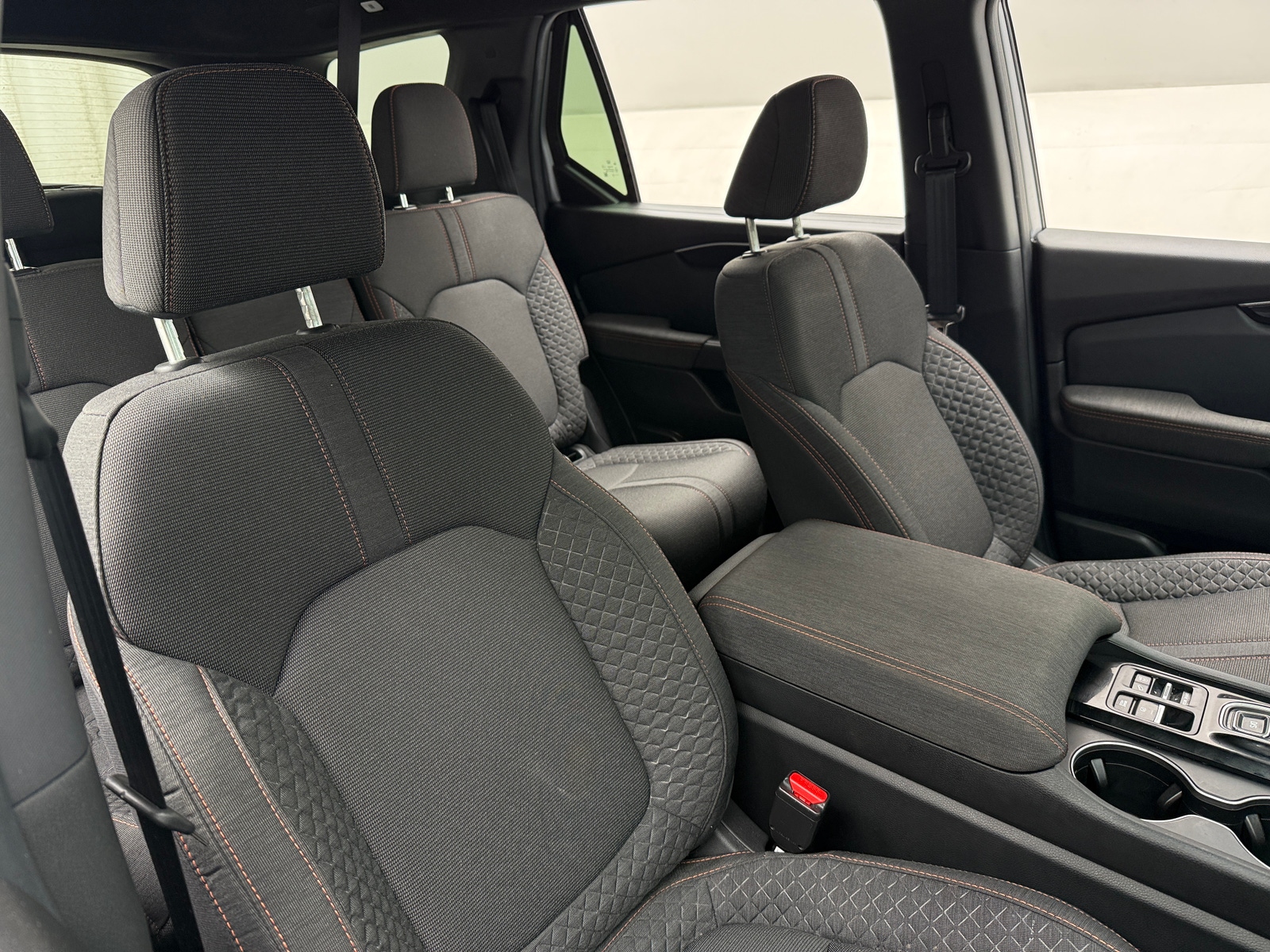 Thumbnail: 2025 Honda Pilot - 2