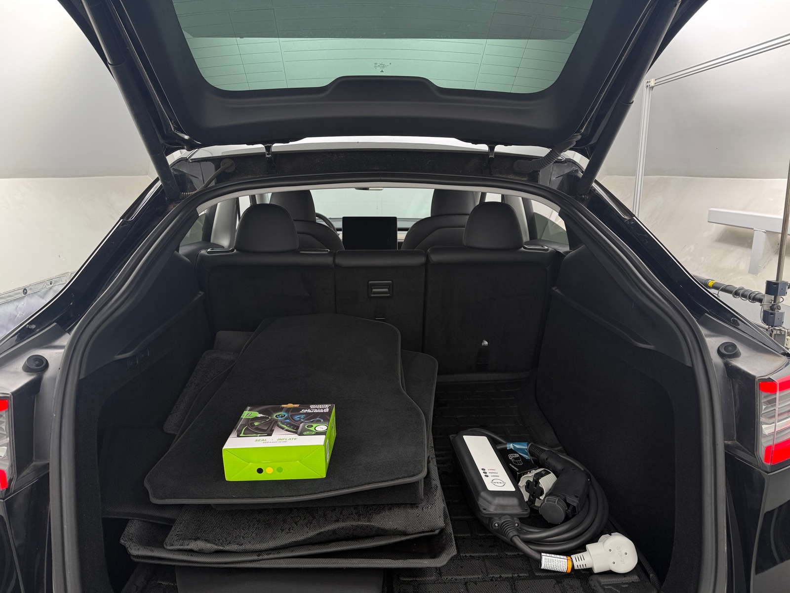 Thumbnail: 2023 Tesla Model Y - 6