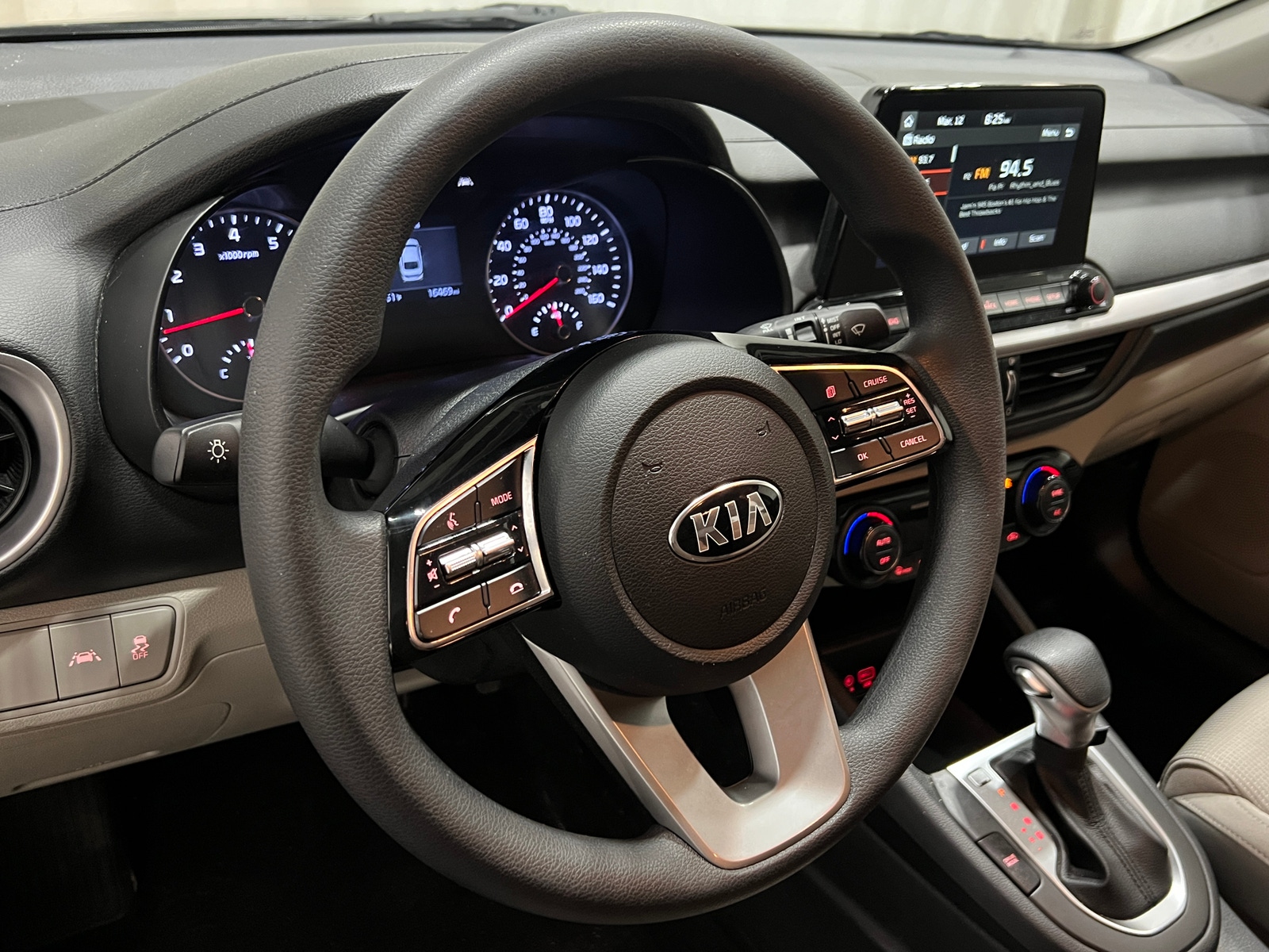 Thumbnail: 2019 Kia Forte - 5