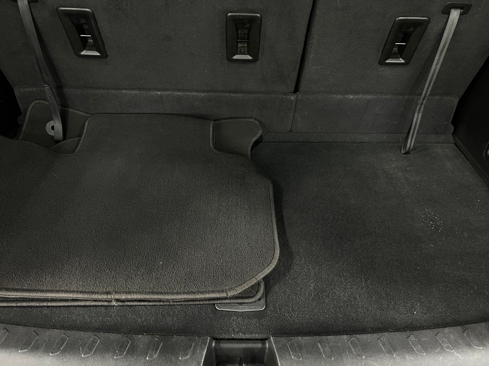 Thumbnail: 2023 Chevrolet Traverse - 7